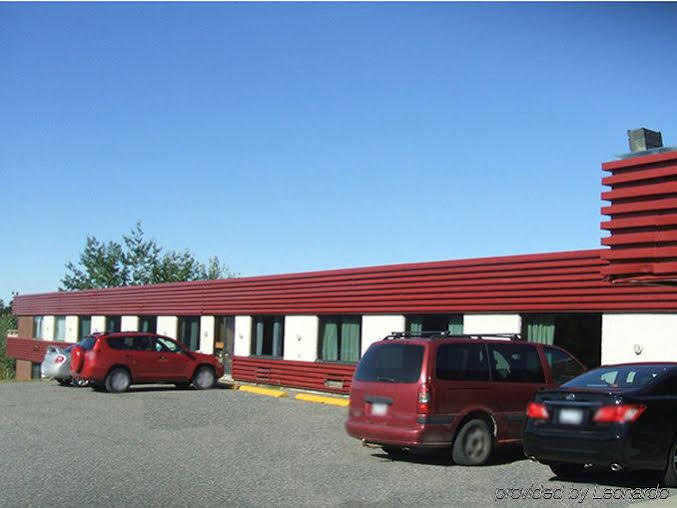 Lively Inn And Suites - Sudbury Naughton Exterior photo